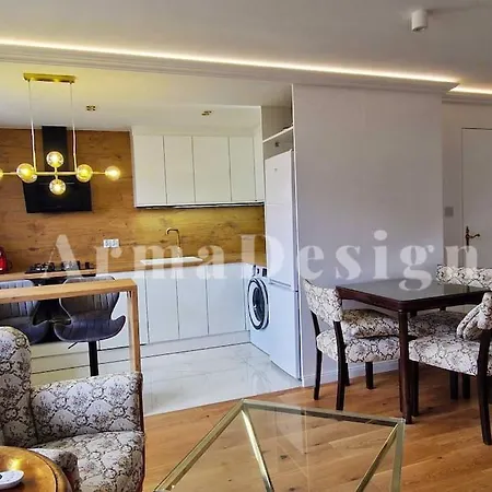 Arma Design 2 Bedrooms * Varsovia