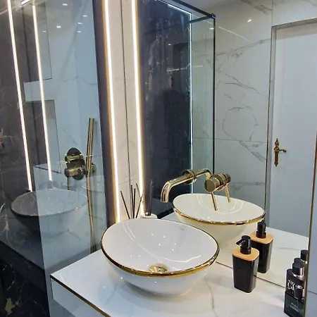 Arma Design 2 Bedrooms Апартаменты Варшава